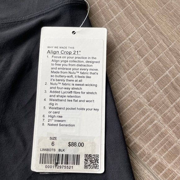 Lululemon Align Crop in Black Size 6 - Picture 4 of 6